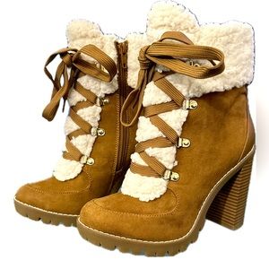 BCBGeneration camel size 8.5 chunky heel combat boot NEW